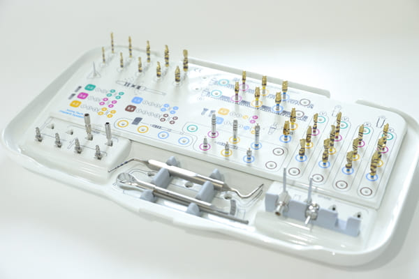 インプラントの費用目安